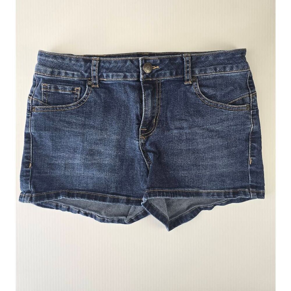 Wax Jean Shorts Sz M